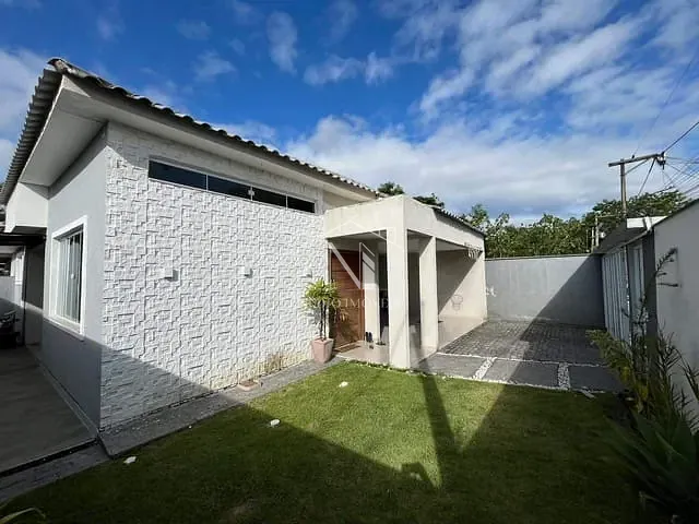Casa 3 quartos e 2 banheiros, à venda, no bairro Centro em Maricá
