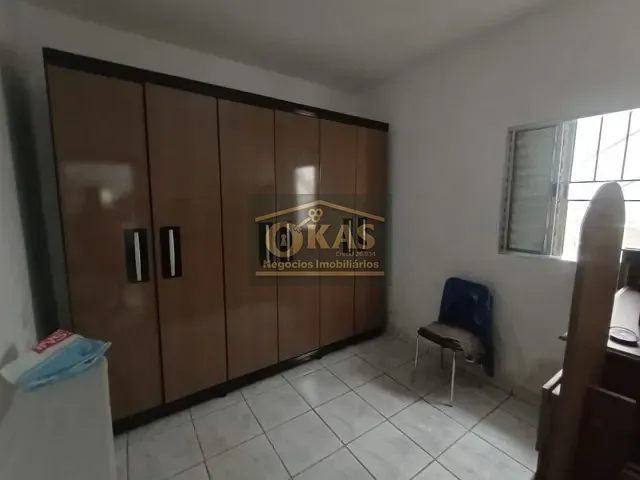 Casa com 160m² 2 quartos e 1 banheiro, à venda, no bairro Vila Mazza em Suzano