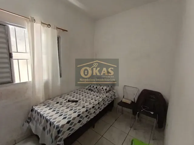 Casa com 160m² 2 quartos e 1 banheiro, à venda, no bairro Vila Mazza em Suzano