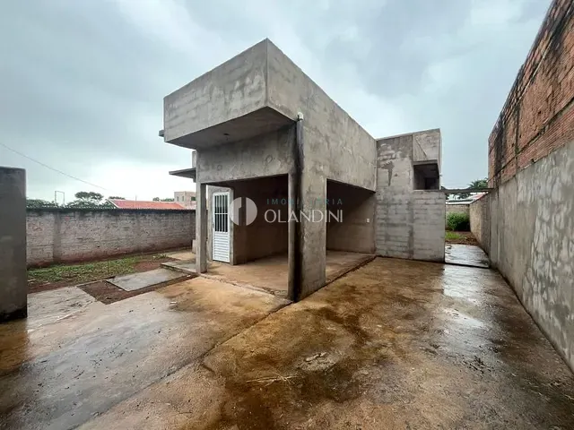 Casa com 300m² 1 quarto e 1 banheiro, à venda, no bairro Parque Industrial Itamaraty em Artur Nogueira