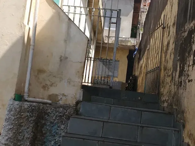 Casa com 250m², à venda, no bairro Jardim Zaira em Mauá