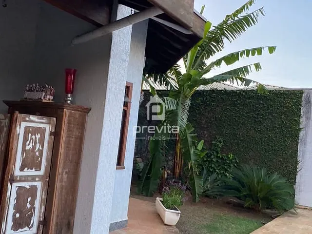 Casa com 890m² 4 quartos e 5 banheiros, à venda, no bairro Jardim das Nações em Taubaté