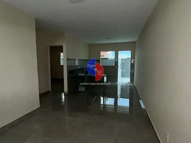 Casa 2 quartos e 1 banheiro, à venda, no bairro Praia da Esperança (Praia de Mauá) em Magé
