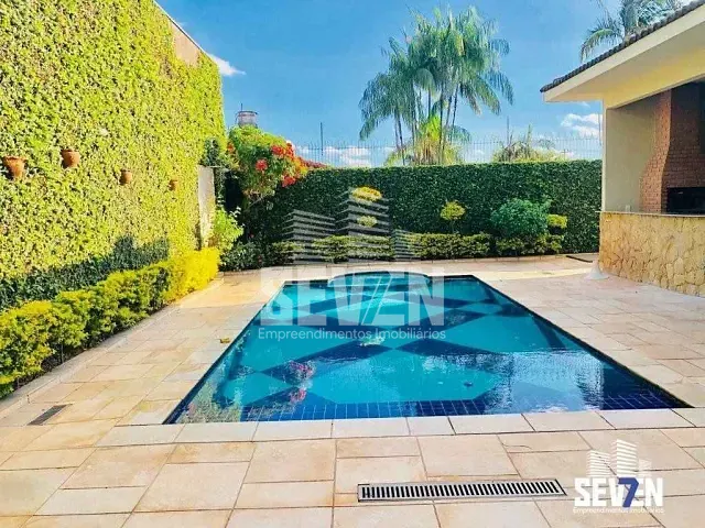 Casa com 518m² 3 quartos e 4 banheiros, à venda, no bairro Vila Mesquita em Bauru