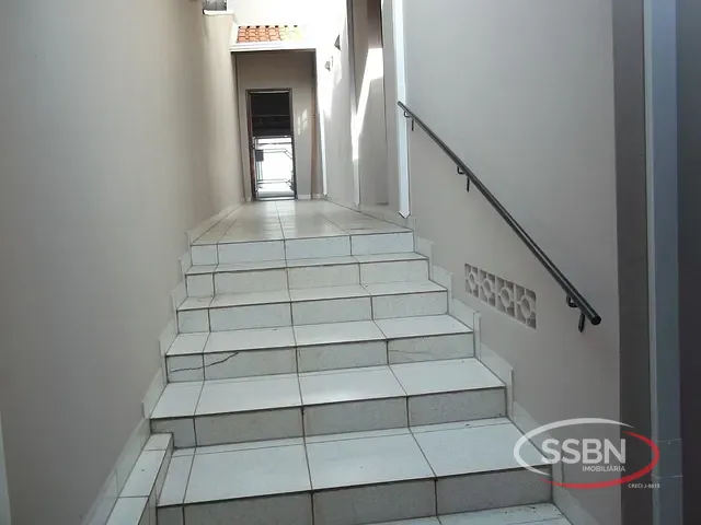 Casa 3 quartos e 1 banheiro, à venda, no bairro Jardim Nossa Senhora de Fátima em Nova Odessa