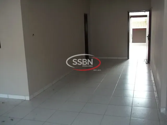 Casa 3 quartos e 1 banheiro, à venda, no bairro Jardim Nossa Senhora de Fátima em Nova Odessa