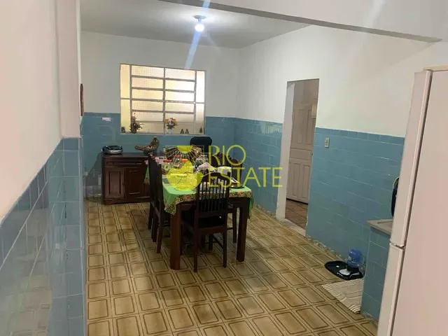 Casa com 238m² 5 quartos e 3 banheiros, à venda, no bairro Casa de Pedra em Volta Redonda