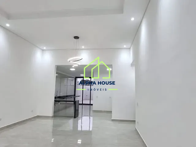 Casa com 264m² 3 quartos e 1 banheiro, à venda, no bairro Parque das Nações em Pindamonhangaba