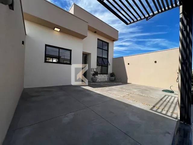 Casa com 150m² 3 quartos e 1 banheiro, à venda, no bairro Parque Barnabé em Indaiatuba