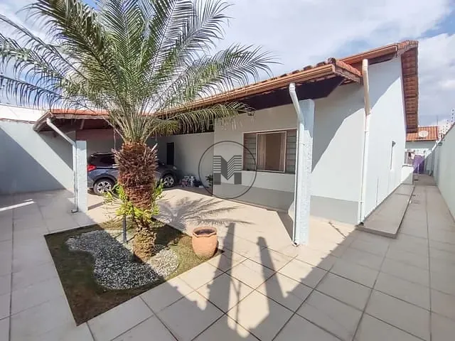 Casa com 300m² 2 quartos e 2 banheiros, à venda, no bairro Jardim Bela Vista II em Guaratinguetá