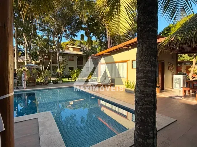Casa 2 quartos e 2 banheiros, à venda, no bairro Arraial D'Ajuda em Porto Seguro
