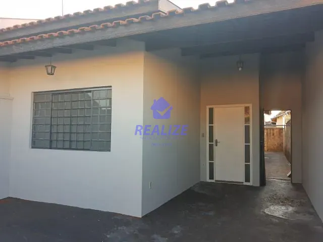 Casa 2 quartos e 1 banheiro, à venda, no bairro Jardim Monte Mor em Botucatu