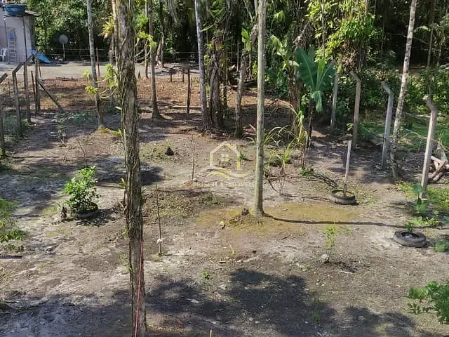 Casa com 400m², à venda, no bairro Boracéia em Bertioga