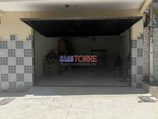 Casa 2 quartos e 2 banheiros, à venda, no bairro Centro em Itabuna
