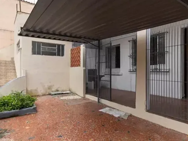 Casa com 140m² 6 quartos e 4 banheiros, à venda, no bairro Cambuci em São Paulo