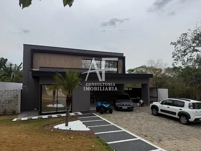 Casa com 643m², à venda, no bairro Chácara São Félix em Taubaté