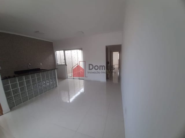 Casa com 125m², à venda, no bairro Residencial e Comercial Portal dos Eucaliptos em Pindamonhangaba