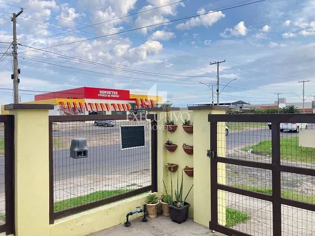 Casa com 68m² 3 quartos e 2 banheiros, à venda, no bairro Bairro Zona Nova em Tramandaí