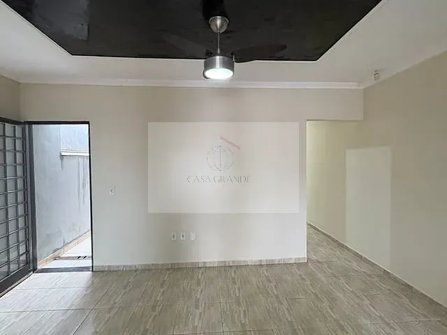 Casa com 130m² 3 quartos e 2 banheiros, à venda, no bairro Jardim Nobre IV em Rolândia