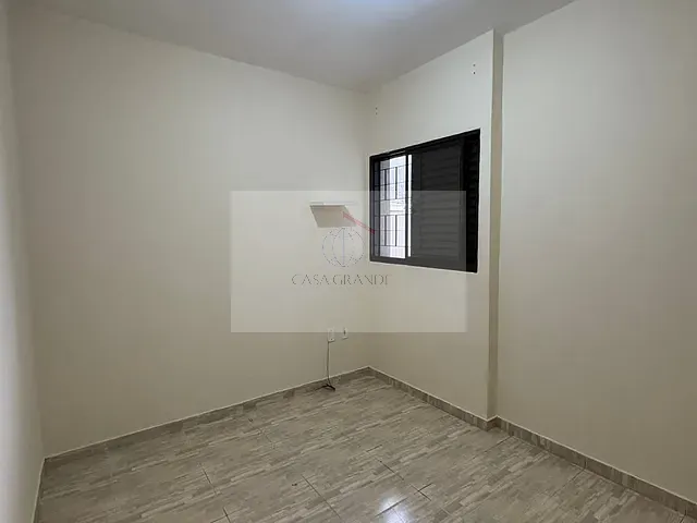 Casa com 130m² 3 quartos e 2 banheiros, à venda, no bairro Jardim Nobre IV em Rolândia