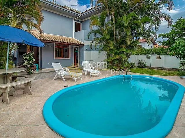 Casa com 450m² 4 quartos e 4 banheiros, para alugar, no bairro Jurerê Internacional em Florianópolis