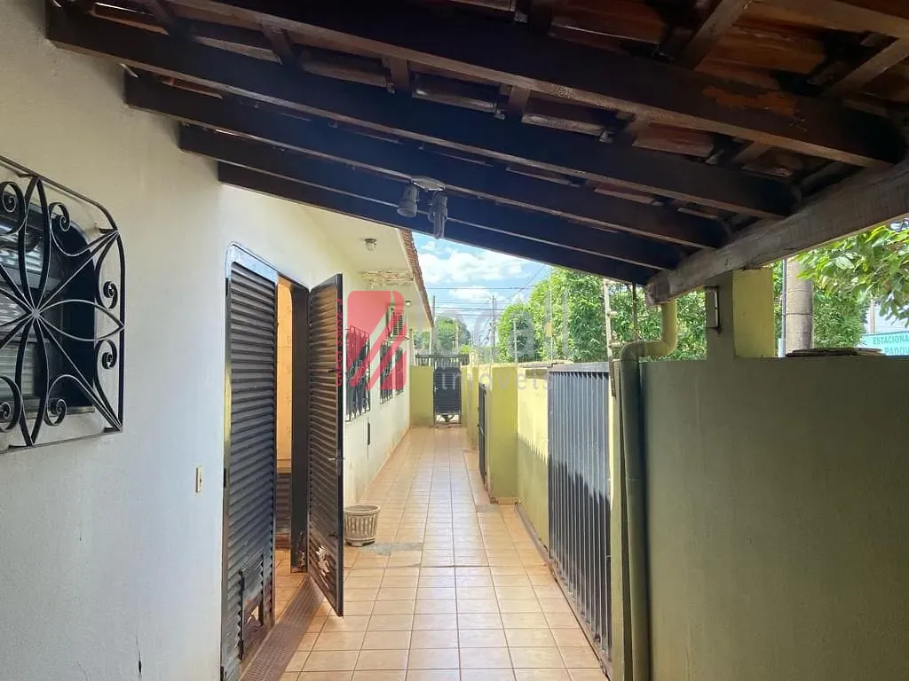 Casa com 5 quartos para aluguel, 270m² — foto 10 de 10