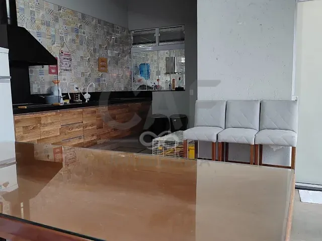Casa com 254m² 3 quartos e 3 banheiros, à venda, no bairro Nova Jaguariúna III em Jaguariúna