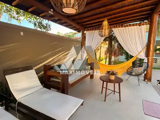 Casa 2 quartos e 1 banheiro, à venda, no bairro Arraial D'Ajuda em Porto Seguro