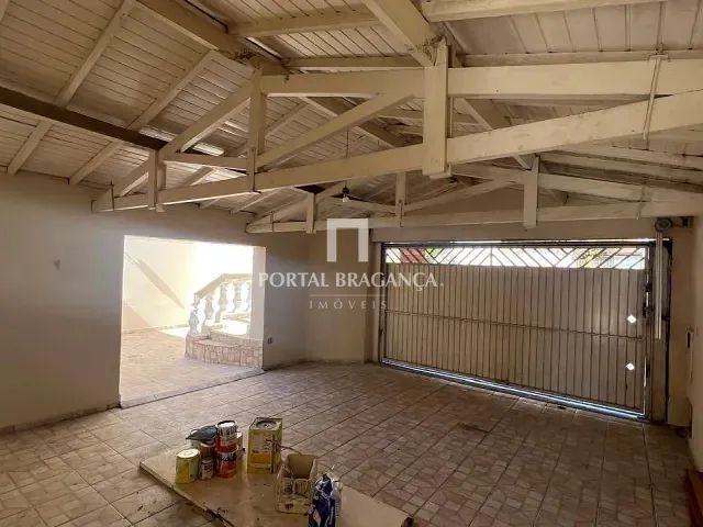 Casa com 289m² 3 quartos e 4 banheiros, à venda, no bairro Jardim Europa em Bragança Paulista