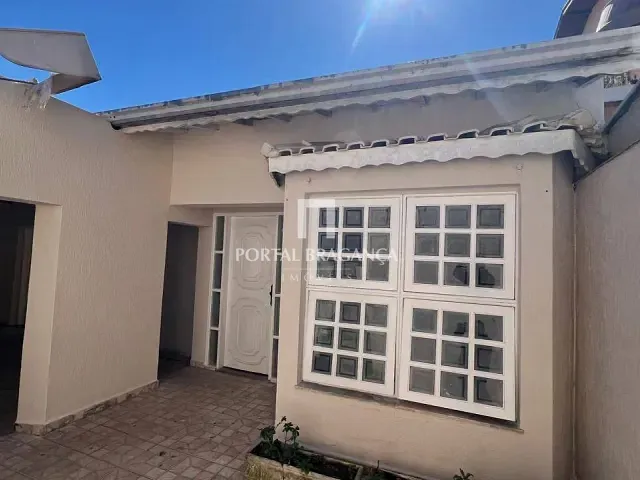 Casa com 289m² 3 quartos e 4 banheiros, à venda, no bairro Jardim Europa em Bragança Paulista