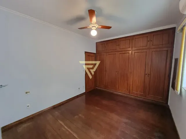 Casa com 300m², à venda, no bairro Sumarezinho em Ribeirão Preto