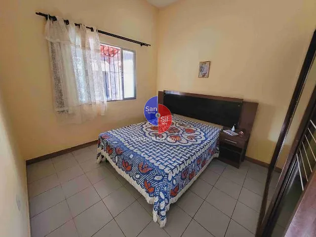 Casa 3 quartos e 2 banheiros, à venda, no bairro Praia de Olaria (Guia de Pacobaíba) em Magé