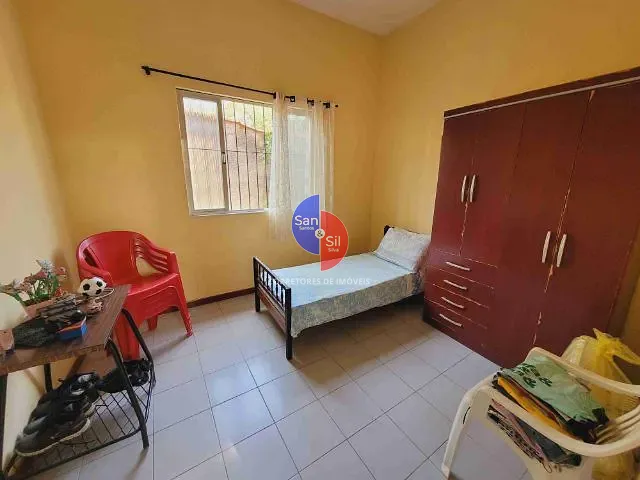 Casa 3 quartos e 2 banheiros, à venda, no bairro Praia de Olaria (Guia de Pacobaíba) em Magé