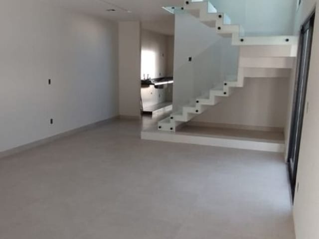 Casa com 180m² 4 quartos e 4 banheiros, à venda, no bairro Costazul em Rio das Ostras