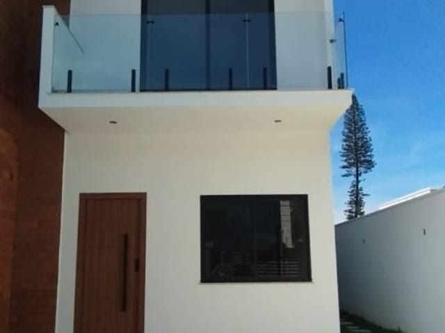 Casa com 180m² 4 quartos e 4 banheiros, à venda, no bairro Costazul em Rio das Ostras