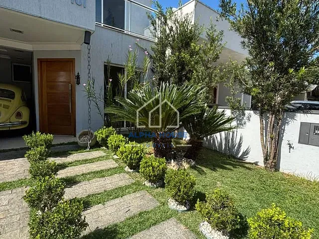 Sobrado com 271m² 3 quartos e 2 banheiros, à venda, no bairro Condomínio Village do Sol em Pindamonhangaba