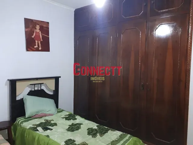 Casa com 250m² 4 quartos e 4 banheiros, à venda, no bairro Vila Tiberio em Ribeirão Preto