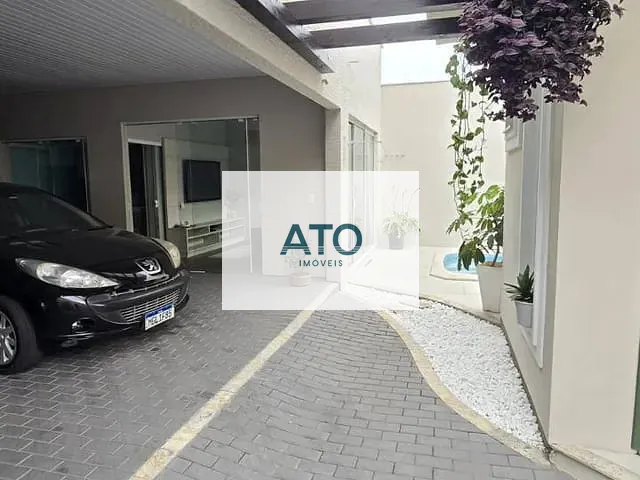 Casa com 350m² 3 quartos e 4 banheiros, à venda, no bairro Mata Atlântica I em Tijucas