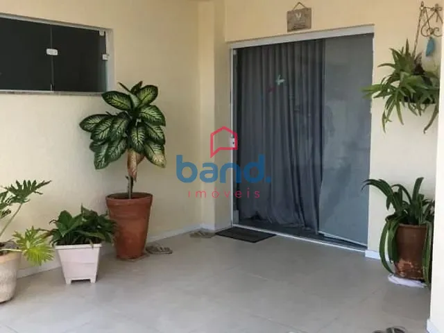 Casa com 310m² 3 quartos e 4 banheiros, à venda, no bairro Jardim Tenda em Porto Feliz