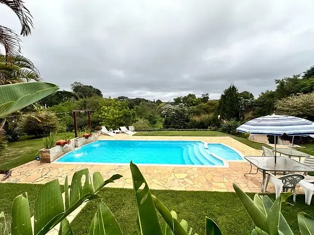 Casa com 2784m² 5 quartos e 6 banheiros, à venda, no bairro Pinhal em Piracaia