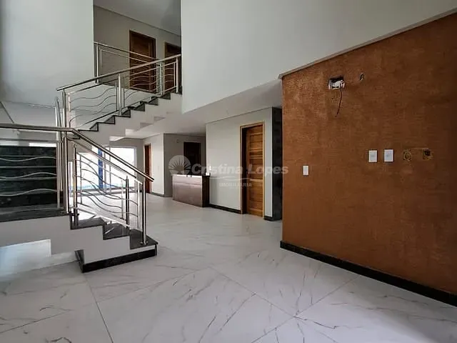 Casa 4 quartos e 4 banheiros, à venda, no bairro Uruguai em Teresina