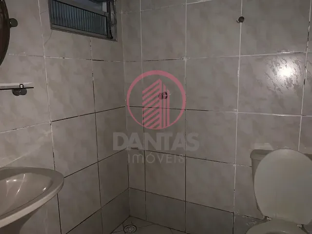 Casa 1 quarto e 1 banheiro, para alugar, no bairro Santo Antônio em Osasco
