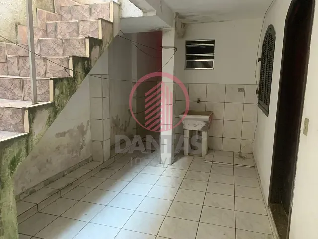 Casa 1 quarto e 1 banheiro, para alugar, no bairro Santo Antônio em Osasco