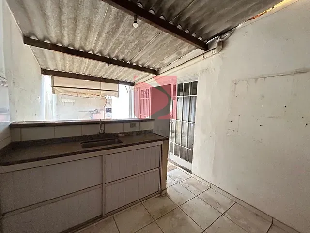 Casa 2 quartos e 1 banheiro, à venda, no bairro Vila Redenção em Pirassununga