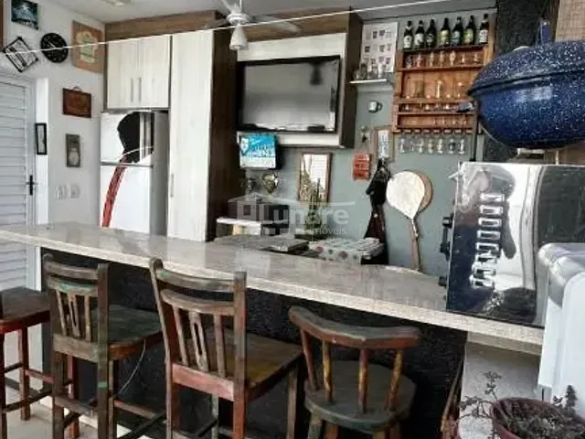 Casa com 300m² 3 quartos e 4 banheiros, à venda, no bairro Jardim Aracy em Mogi das Cruzes