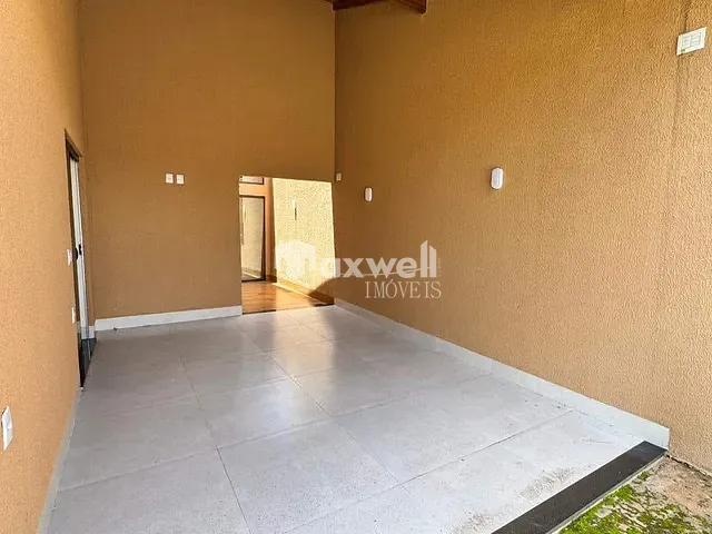 Casa com 200m² 3 quartos e 3 banheiros, à venda, no bairro Setor Serra Dourada - 2ª Etapa em Aparecida de Goiânia