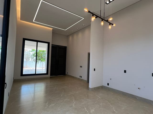 Casa com 330m² 3 quartos e 1 banheiro, à venda, no bairro Condomínio Residencial Platini Urban Park em Sinop