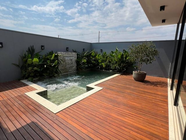 Casa com 330m² 3 quartos e 1 banheiro, à venda, no bairro Condomínio Residencial Platini Urban Park em Sinop