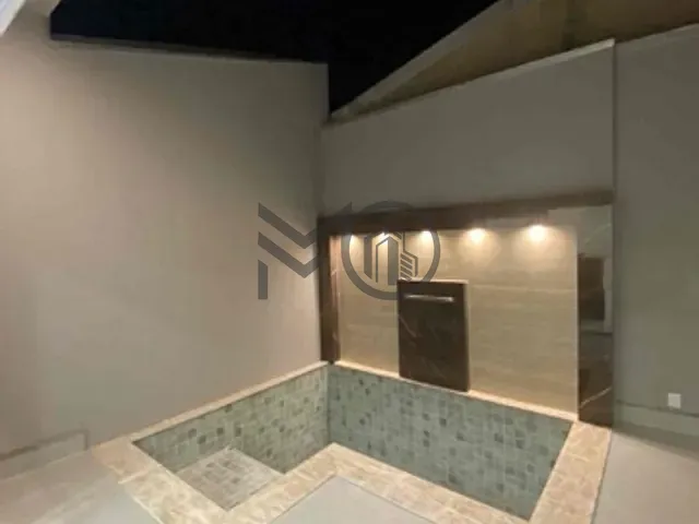 Casa com 180m² 3 quartos e 2 banheiros, à venda, no bairro Jardim Shangri-Lá em Cuiabá