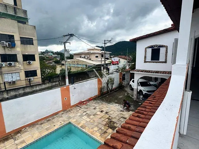 Casa para alugar, no bairro Centro em Maricá